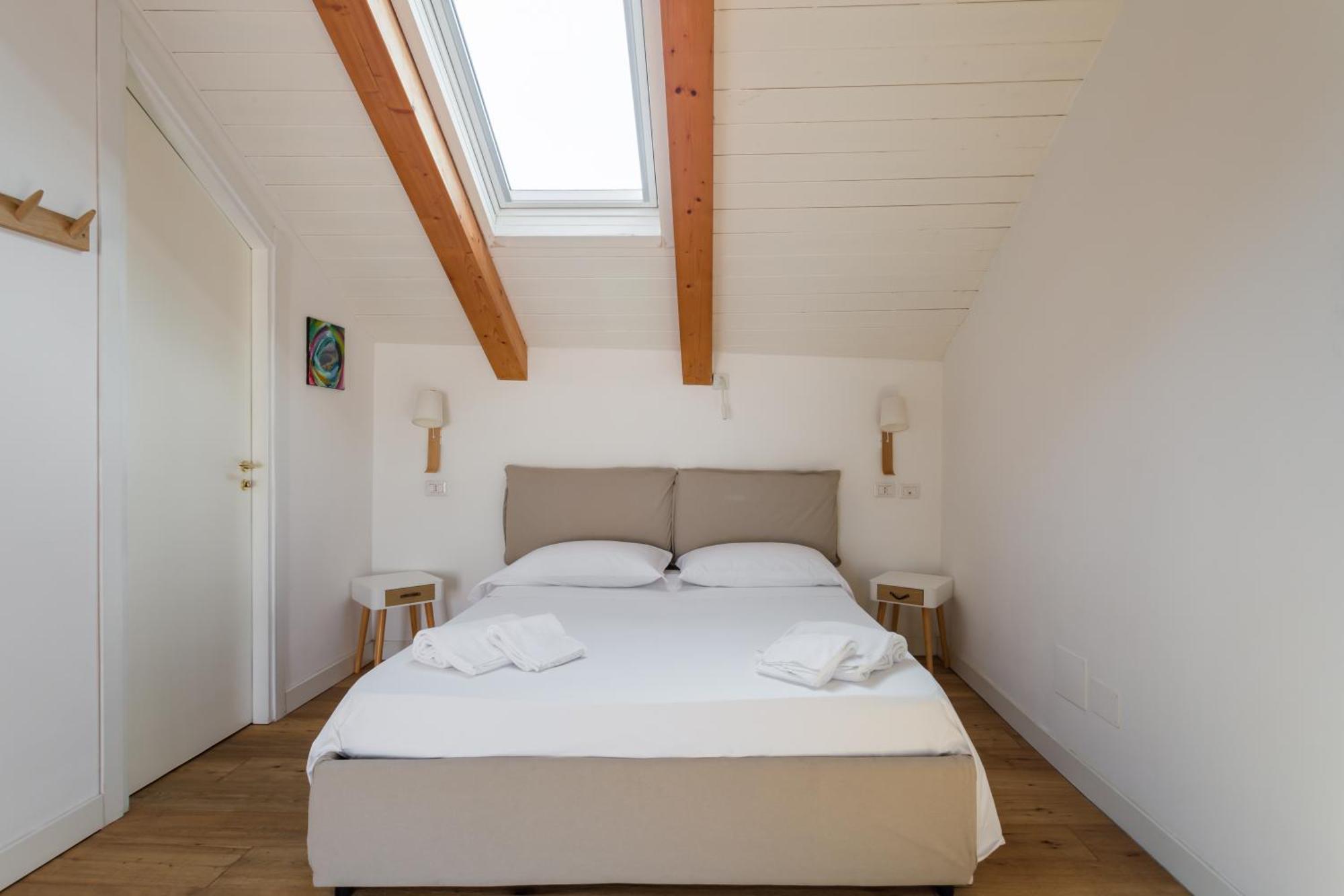 Garibaldi Loft By Dimorra Apartment